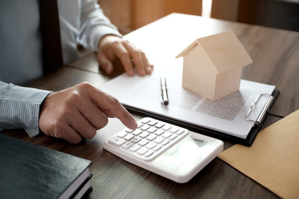Courtier-cr&eacute;dit-immobilier-conseil-Carcassonne-Aude-emprunt-Financement-pr&ecirc;t maison-rachat de cr&eacute;dit-mensualit&eacute;s-remboursement-courtier cr&eacute;dit